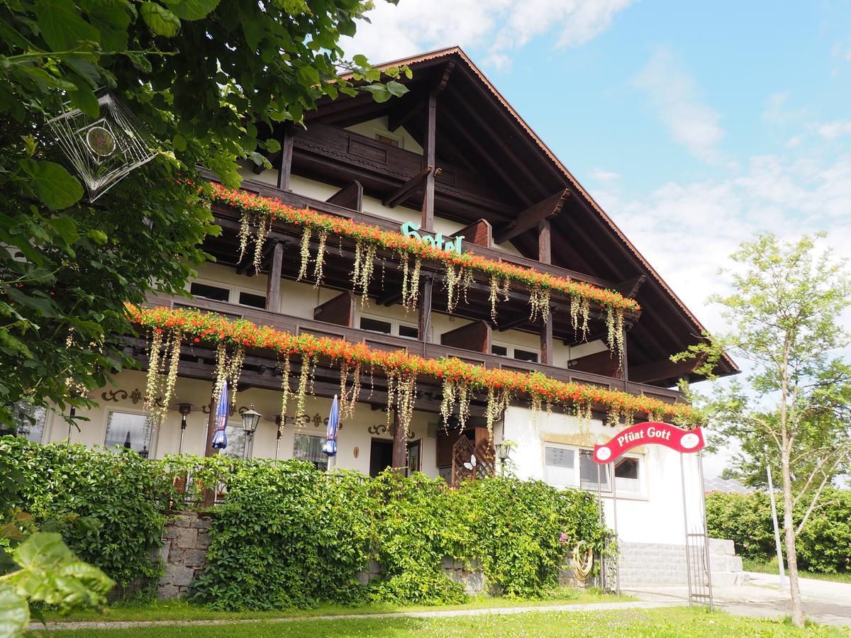 Hotel Zum Friedl Sankt Oswald-Riedlhuette Kültér fotó